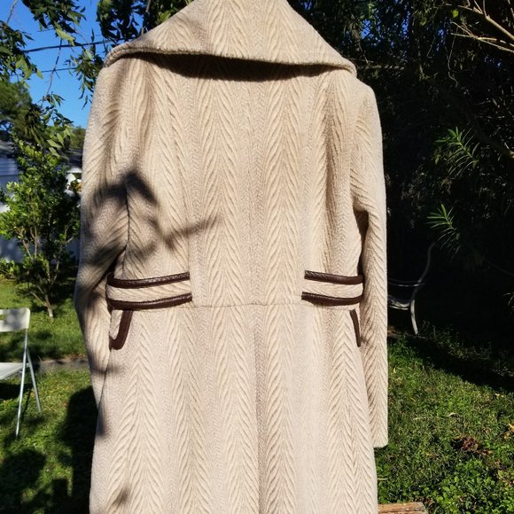 SOLD new Winter/fall Coat size L wool/leather - Picture 2 of 7